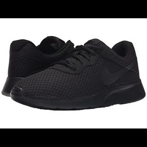 All Black Nike Tanjun Tennis Shoes